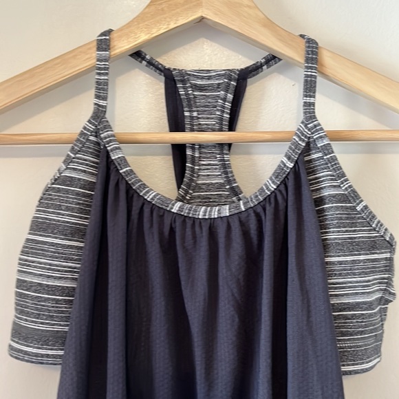 Lululemon No Limits Tank size 6 - Picture 7 of 11